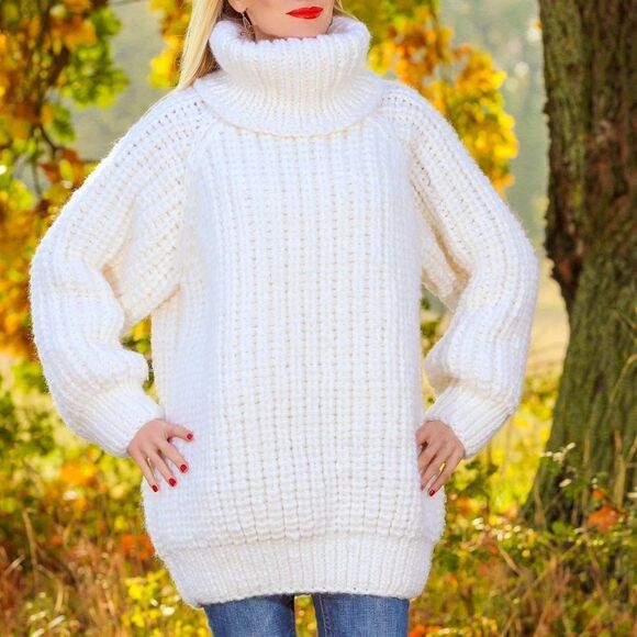 POL Thick Chunky Cozy Cream Turtleneck Sweater Size M - Picture 6 of 11